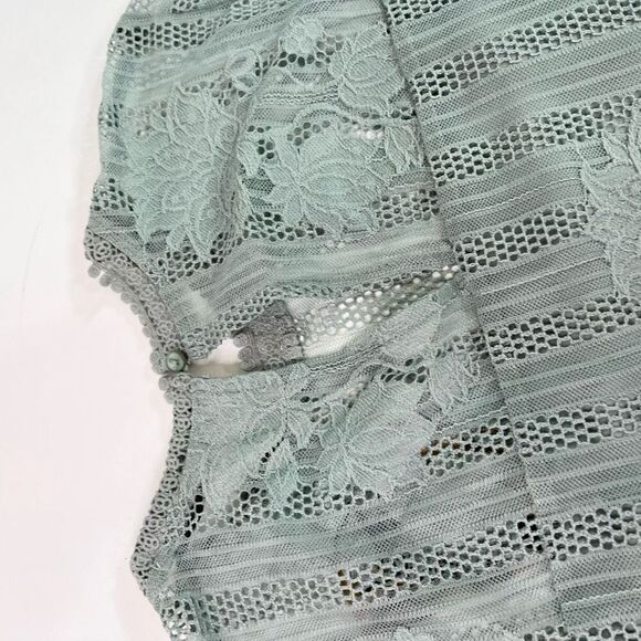 Chance Or Fate Blouse Womens Medium Green Floral Lace Mock Neck Long Sleeve NEW - Picture 11 of 13